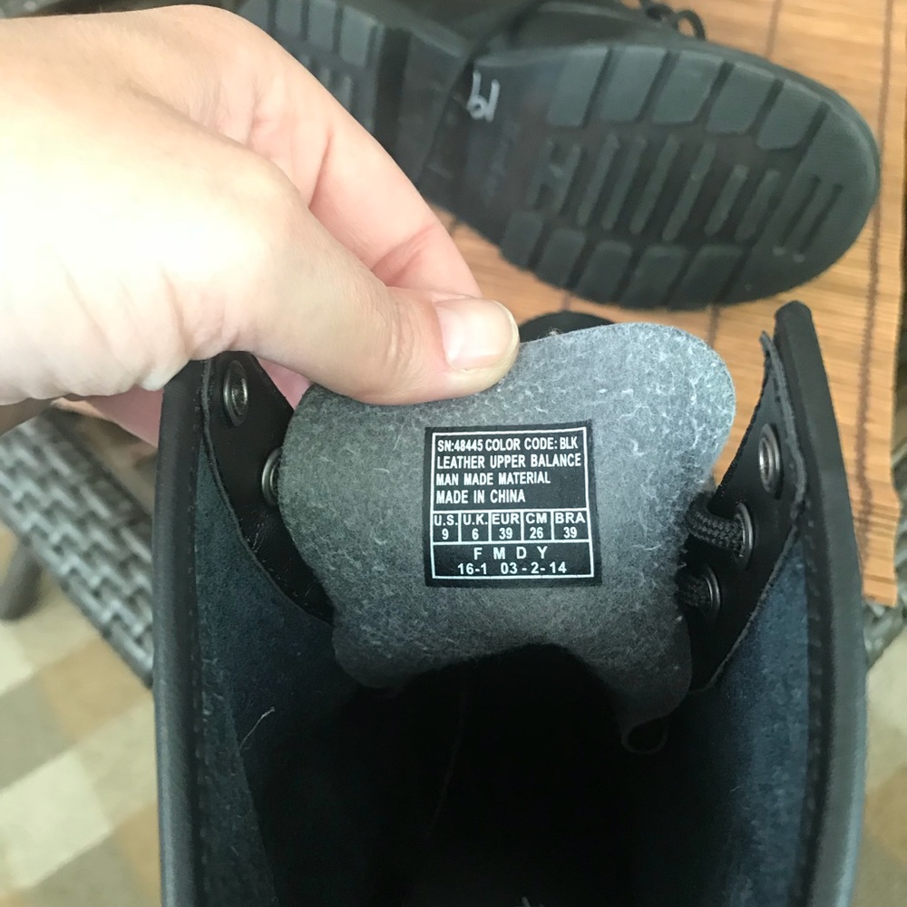 Sketchers Memory Boots. - image 6